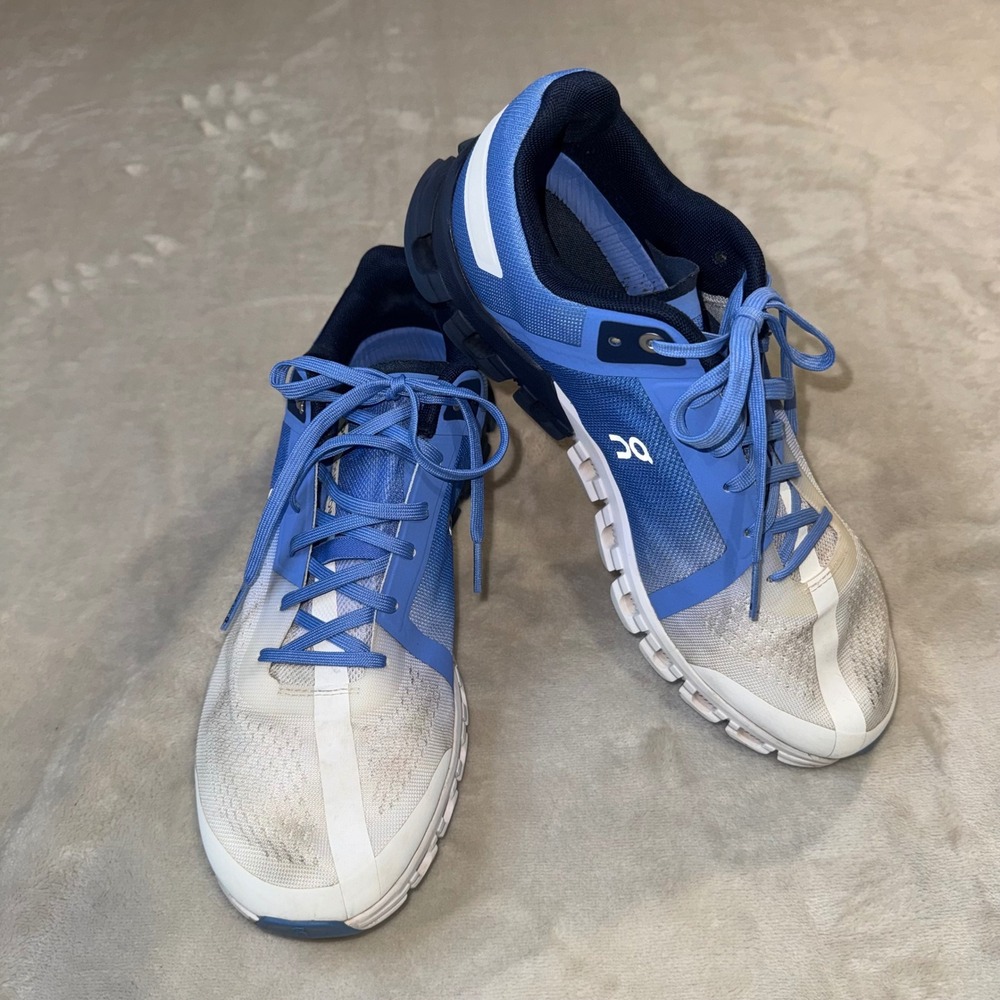 On Cloudflow Womens 9.5 Running Shoes Marina White Blue 35.99233 CloudTec